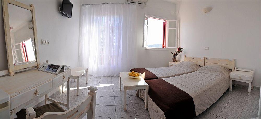 Loukas Pension Mykonos Town Exterior foto
